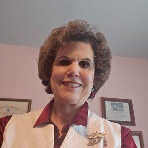 Meet your Posher, Linda